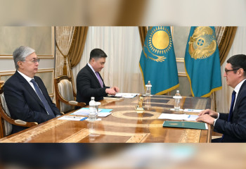 Развитие топливно-энергетического комплекса страны обсудил Президент с министром энергетики