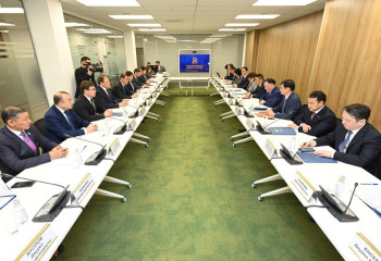 Качество отправления правосудия обсудили сенаторы с руководством Верховного Суда