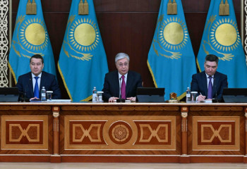 Kazakh President opens meeting on country's economic development