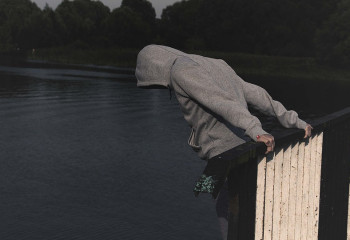 Количество самоубийств снизилось на 7% в Казахстане