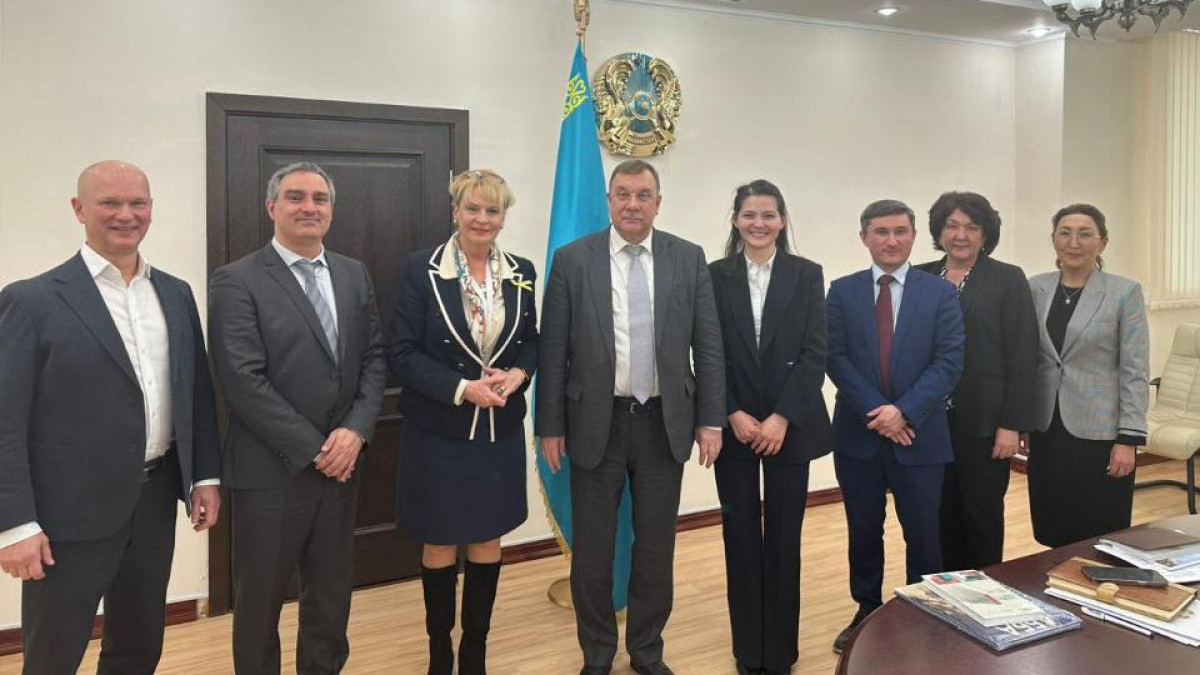  Kazakh Ministry of Health 