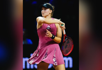 Елена Рыбакина получила травму бедра