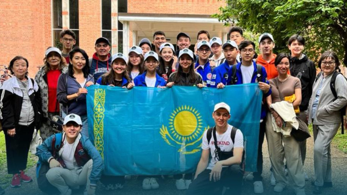 Казахстанские школьники принимают участие в Чемпионате по робототехнике в США