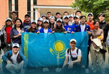 Казахстанские школьники принимают участие в Чемпионате по робототехнике в США