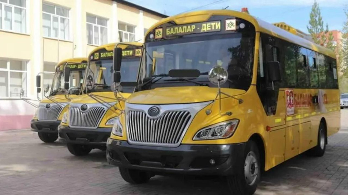 Кызылординские школьники будут ездить в школу на спецавтобусах