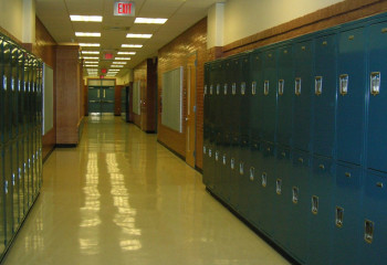 Оператор нацпроекта объяснил, почему строительство «комфортных школ» еще не началось