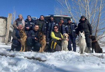 Кинологические расчеты ДЧС ВКО прошли учебно-тренировочные сборы