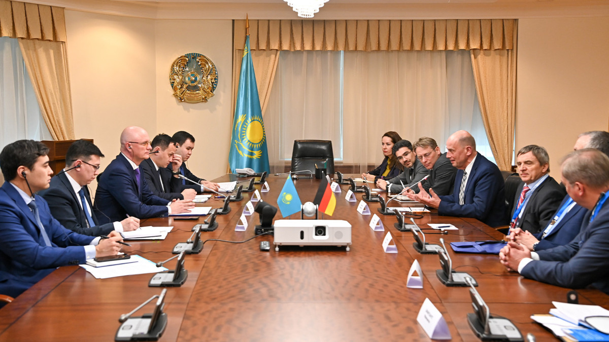 Возможность локализации в Казахстане германского завода обсудили в Правительстве