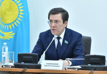 56 пайызбен беріліп жатыр. Нұртай Сабильянов Мәжілісте банктер халықты қанап жатқанын айтты