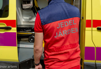 Атырауда бойжеткен көпірден секіріп кетті