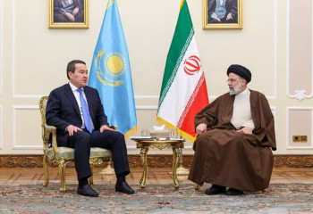 Kazakh PM Alikhan Smailov meets with Iranian President Ebrahim Raisi in Tehran