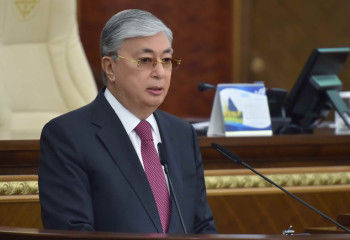 Наш бирюзовый паспорт и небесно-голубой флаг – символы нашей идентичности: Президент