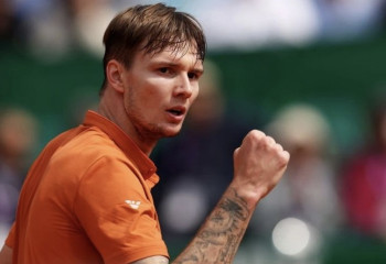 Александр Бублик вышел во второй круг 