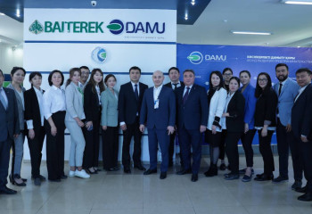 Глава Минэкономики обсудил вопросы развития бизнеса с предпринимателями