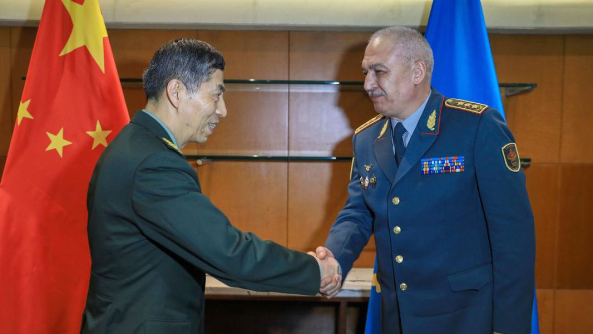 В Нью-Дели состоялась встреча министров обороны Казахстана и Китая