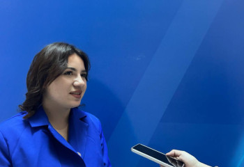 Қазақ поэзиясын сүйіп оқитын орыс қызы