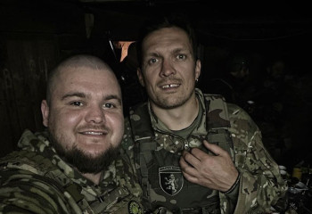 Украинаның атақты боксшысы қайтадан соғысып жүр