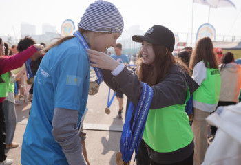 Астанада қайырымдылық жүгіру жарысы өтті