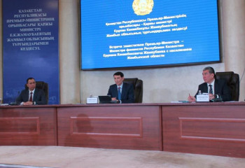 Ерұлан Жамаубаев жамбылдық тұрғындармен кездесті