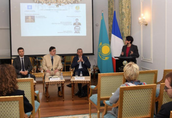 Француз сарапшылары Орталық Азия өңірінің рөлін талқылады