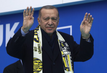 Тікелей эфирде денсаулығы сыр берген Ердоған алғаш рет сұхбат берді