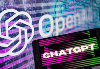 AI 'godfather' Geoffrey Hinton warns of dangers as he quits Google