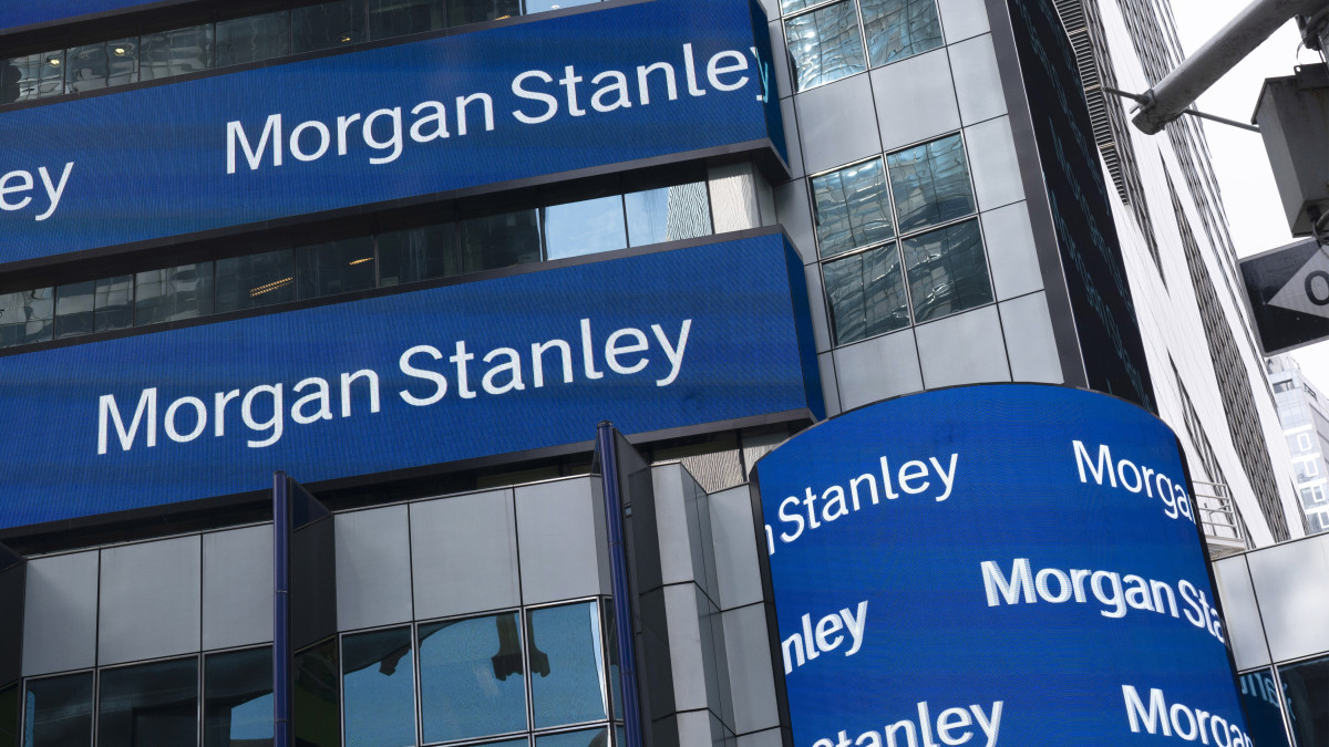 Morgan Stanley банкі 3 мыңға жуық қызметкерін қысқартады