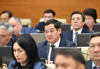 Депутат Үкіметке: Мұнай біткенде не істейсіңдер?