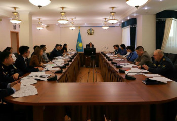 В Минтруда провели встречу с инициативной группой получателей пособия