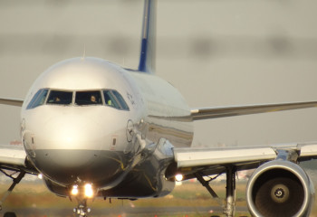 Рейсы в Лондон задерживаются из-за коронации монарха Великобритании