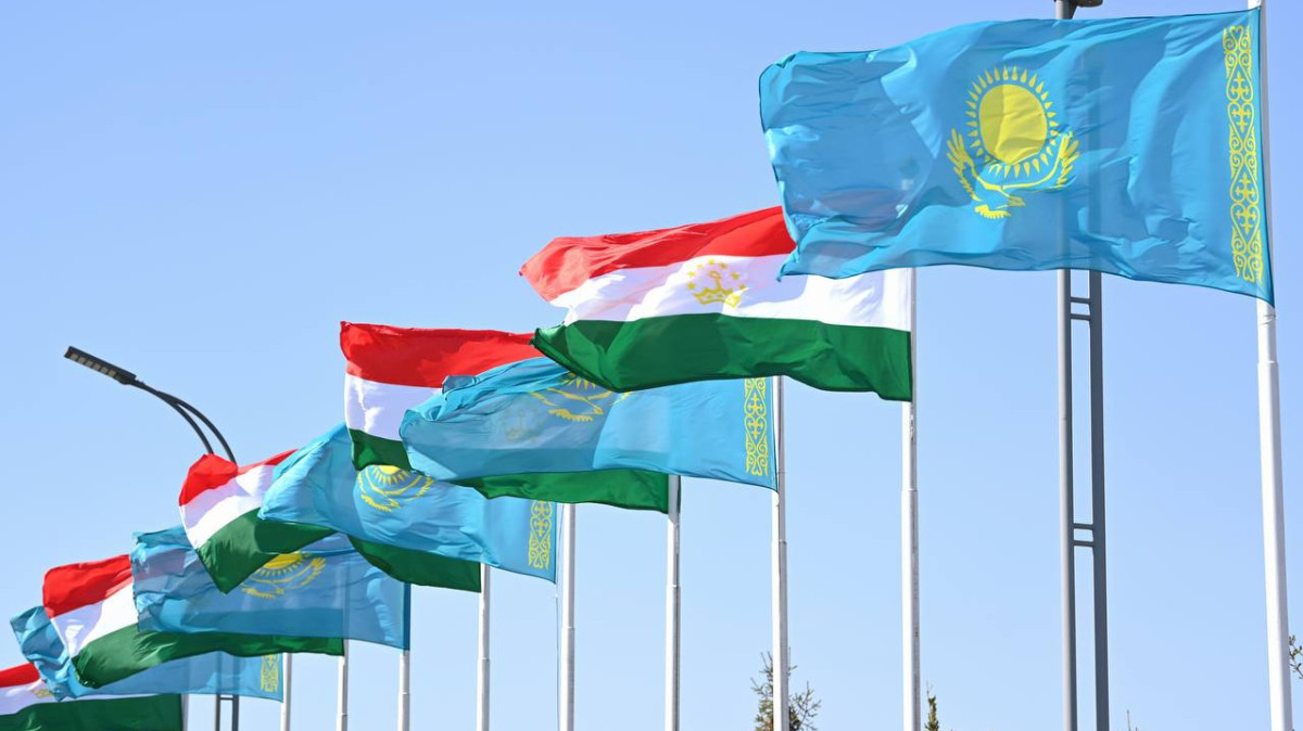 Глава Таджикистана прибудет в Астану с государственным визитом