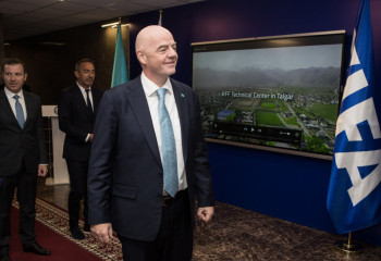 ФИФА президентіне Талғардағы футбол алаңдары таныстырылды