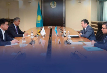 Дархан Кыдырали встретился с главой Международной организации ТЮРКСОЙ