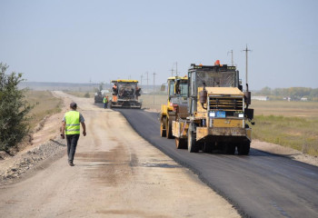 Строительство ветровой электростанции завершают в Акмолинской области