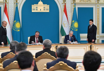Қазақстан мен Тәжікстан президенттері қандай құжаттарға қол қойғаны белгілі болды