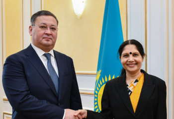 Kazakh FM meets with Indian Ambassador