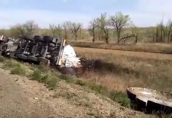 Водитель «легковушки» разбился в аварии в Актюбинской области