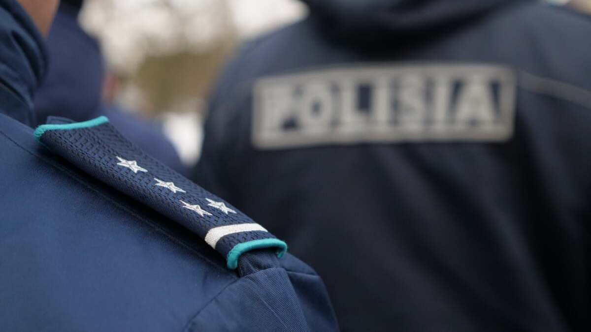 Разыскиваемого 15 лет казахстанца задержали полицейские