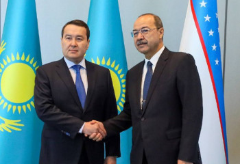 Kazakh, Uzbek PMs held talks