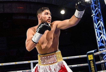 «Еліміздің иттері қастарыңызда жүргенін біліңіздер». Садриддин Ахмедов боксшыларды сұхбат бермеуге шақырды