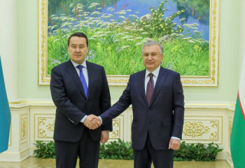Әлихан Смайылов Өзбекстан Президенті Шавкат Мирзиёевпен кездесті