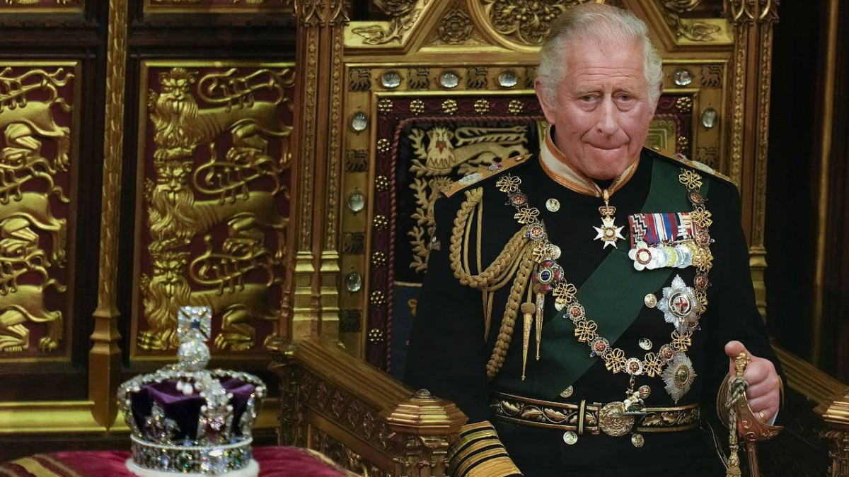 Да здравствует король - в Великобритании короновали Чарльза III
