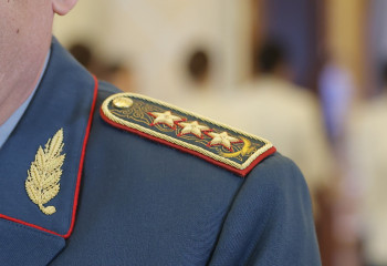 Армиядағы әскери атақтардың реті қандай?