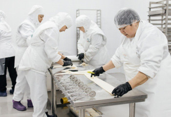 Жанаозенцы трудоустраиваются в рамках региональной программы 