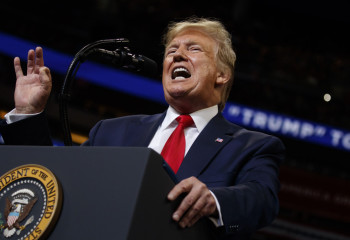 Дональд Трампке журналисті зорлады деген айып тағылды