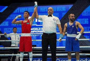 Махмұд Сабырхан әлем чемпионатындағы алғашқы жекпе-жегінде жеңіске жетті