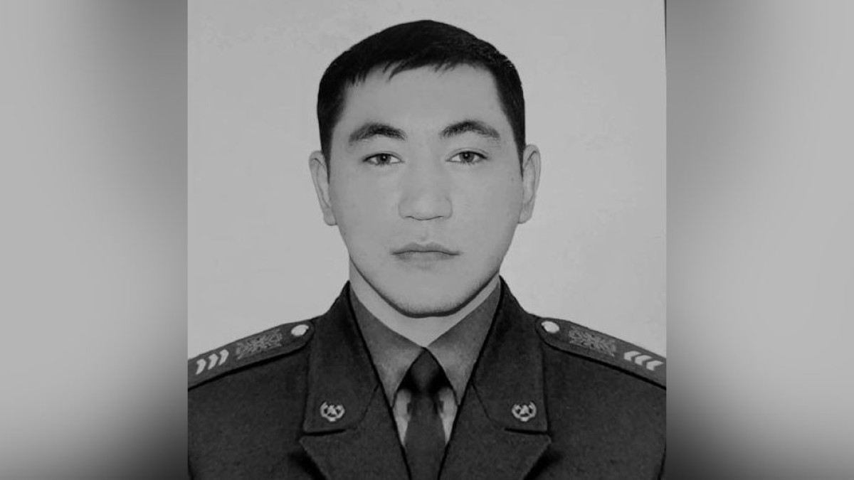 Алматыдағы өрт кезінде төтенше жағдайлар қызметкері қайтыс болды