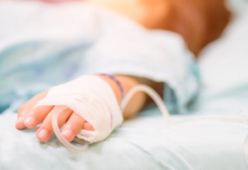 Шалқарда 3 жасар бала дәретханаға құлап кетті