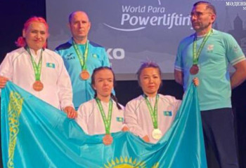 Казахстанцы завоевали 32 медали на Кубке мира по пара пауэрлифтингу