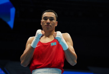 Бокстан ӘЧ: Дулат Бекбауов жартылай финалда жұдырықтасады